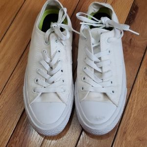 White converse